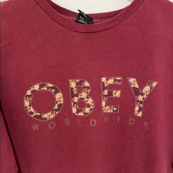 Obey tshirt - Picture 4 of 4
